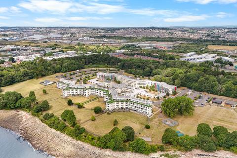 1 bedroom apartment to rent, Hayes Road, Penarth CF64