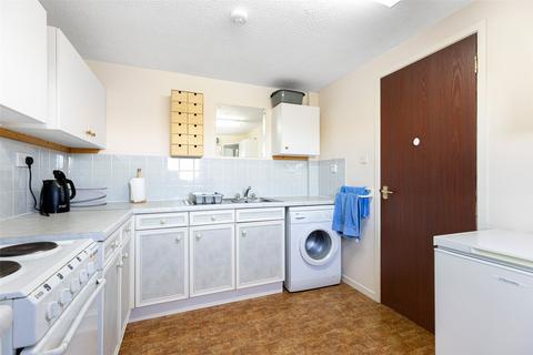 undefined, 46 Duncansby Way, Perth, PH1