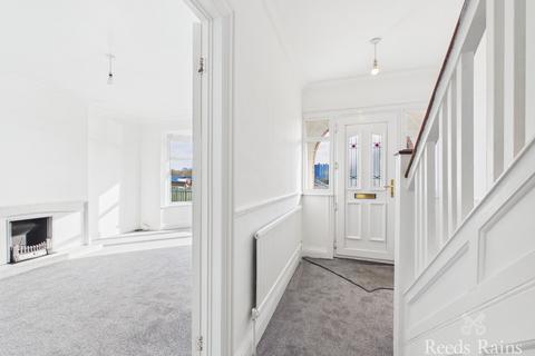 undefined, Chanterlands Avenue, Hull