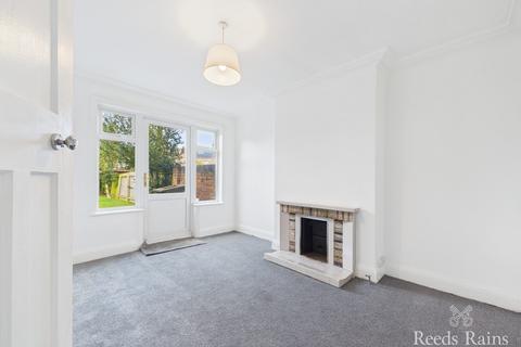 undefined, Chanterlands Avenue, Hull