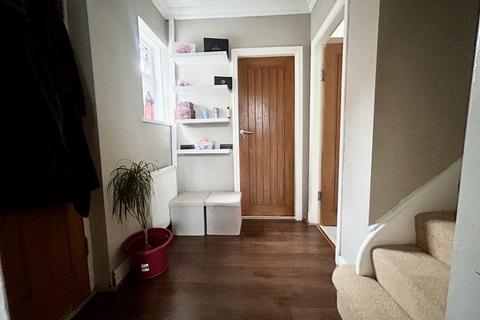 undefined, Yew Tree Crescent, Bradford