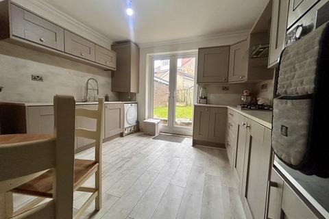 undefined, Yew Tree Crescent, Bradford
