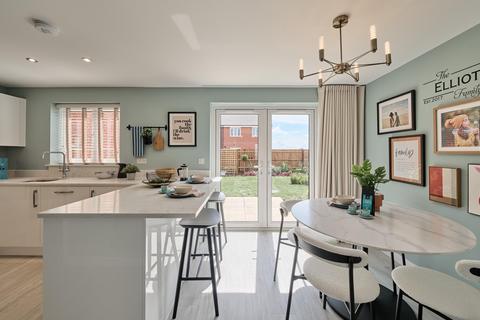3 bedroom detached house for sale, Plot 379, The Sherwood at Persimmon @ Fiddington Fields, Diamond Road, Ashchurch GL20