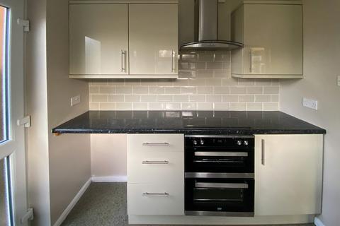 3 bedroom end of terrace house to rent, Roan Walk, Hertfordshire SG8
