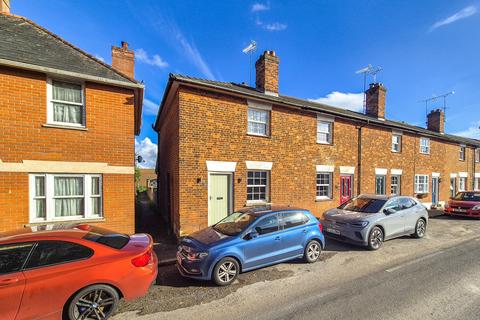 2 bedroom end of terrace house to rent, Bridge Street, Braintree CM7