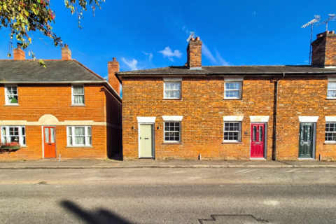 2 bedroom end of terrace house to rent, Bridge Street, Braintree CM7
