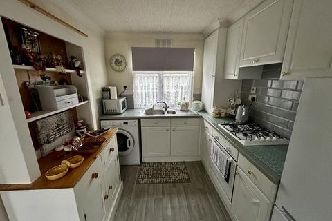 1 bedroom park home for sale, Woodbine Close, Waltham Abbey