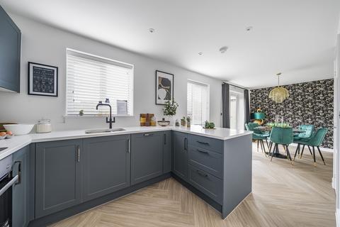 5 bedroom detached house for sale, Plot 907, The Holywell at Weldon Park, Airfield Way NN17