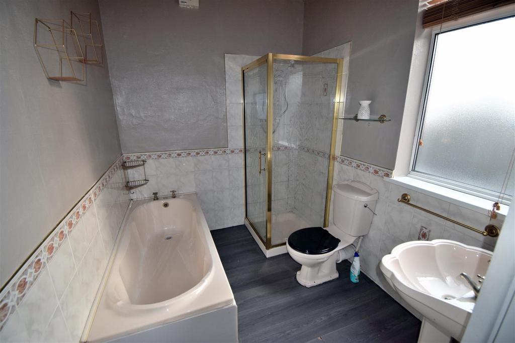Bathroom / WC
