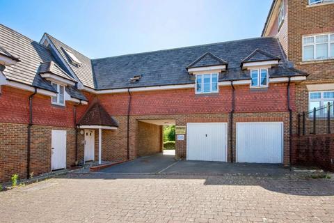 undefined, Gravelly Field, Ashford TN23