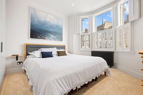 2 bedroom flat for sale, Stephendale Road, Sands End, London