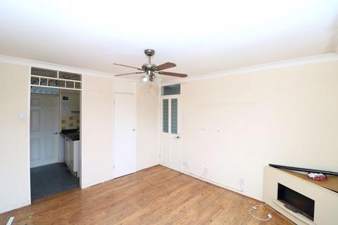 27 Brabham Close, Kidderminster, DY11 5EA