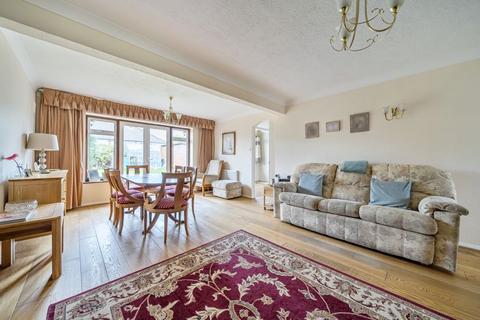 undefined, Wavell Drive, Sidcup DA15