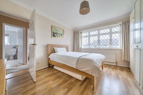 undefined, Wavell Drive, Sidcup DA15