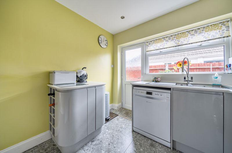 Kitchen angle 2