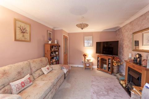 3 bedroom detached bungalow for sale, Mayfield Avenue, Hellesdon, Norwich, NR6 6SN