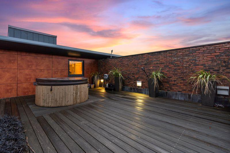 Rooftop Penthouse