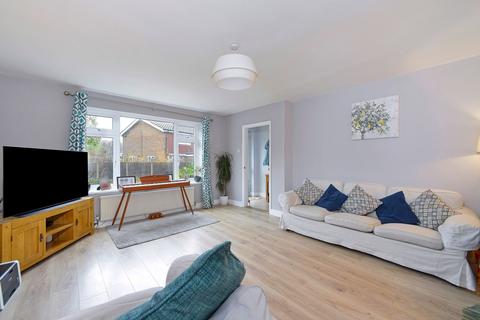 undefined, Pound Place Close, Shalford, GU4