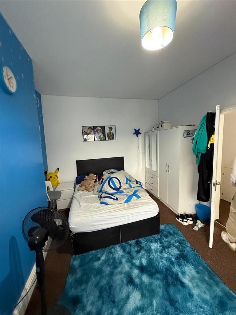 Bedroom 2 .jpeg