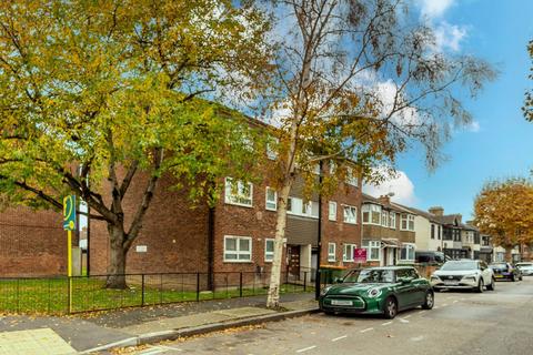 undefined, Landseer Avenue, Manor Park, London, E12