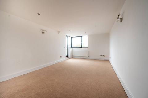 1 bedroom flat for sale, Metro House, Green Street, Forest Gate, London, E7