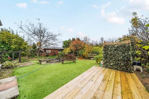3 bedroom bungalow for sale, Fromandez Drive, Horsmonden