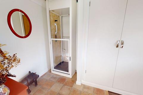 4 bedroom detached bungalow for sale, 2 Manor Drive, Chagford, Devon