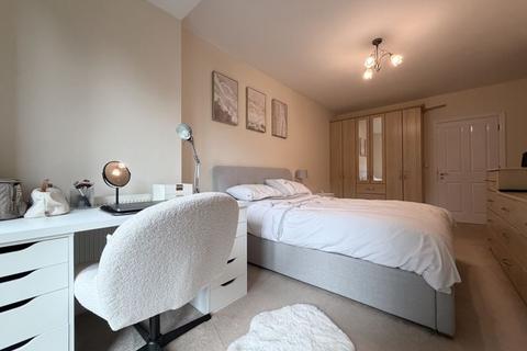 2 bedroom property to rent, Golf Open 2026 - Queens Road, Southport - Sleeps Four