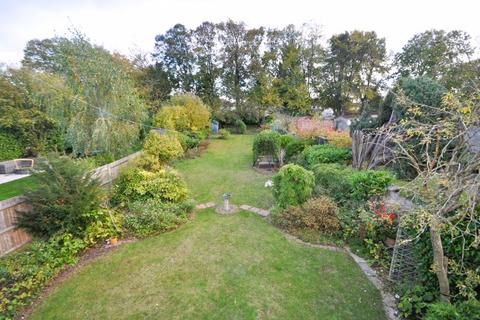 3 bedroom detached house for sale, Great Tattenhams, Epsom