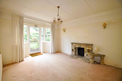 3 bedroom detached house for sale, Great Tattenhams, Epsom