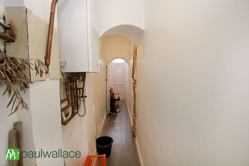Side Passageway