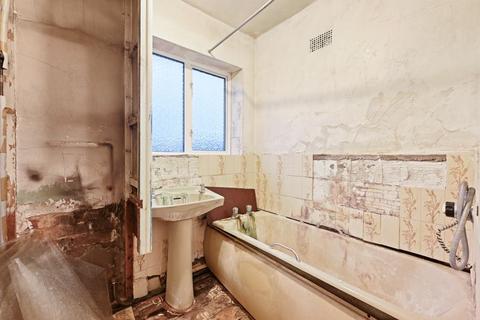 3 bedroom semi-detached house for sale, Broadfields, Harrow