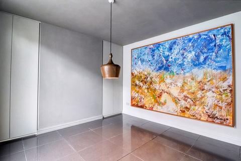 undefined, Cross Street, Crowle