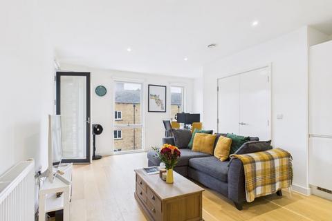 1 bedroom apartment for sale, Westferry Road,Bute House, London E14
