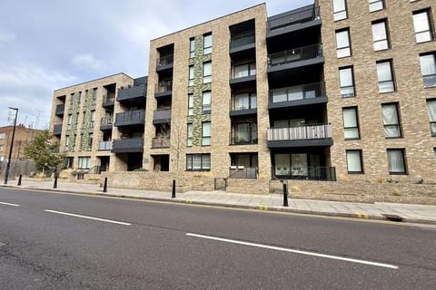 1 bedroom apartment for sale, Westferry Road,Bute House, London E14