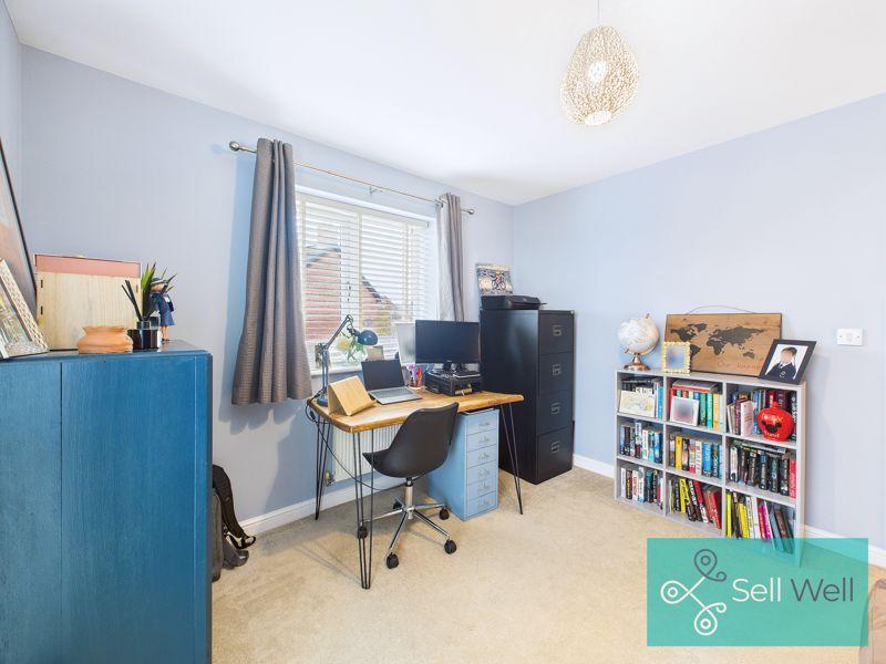 Bedroom/Office