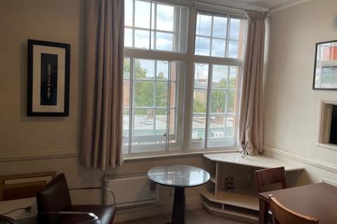 2 bedroom flat for sale, Cromwell Crescent, London, SW5