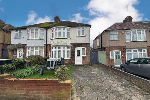 undefined, Warden Hill Road, Warden Hills, Luton, Bedfordshire, LU2 7AF