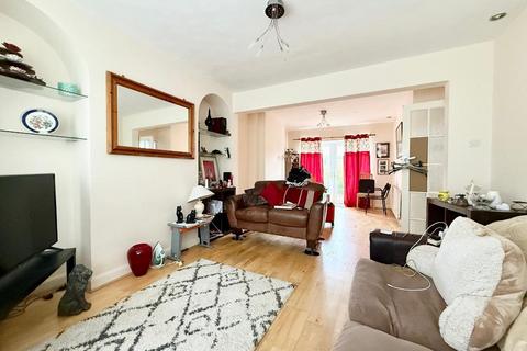 undefined, Warden Hill Road, Warden Hills, Luton, Bedfordshire, LU2 7AF