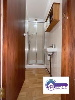 Studio to rent, East Finchley, London N2