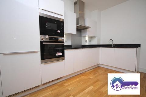 2 bedroom flat to rent, London E14