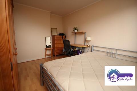 1 bedroom in a flat share to rent, London N1