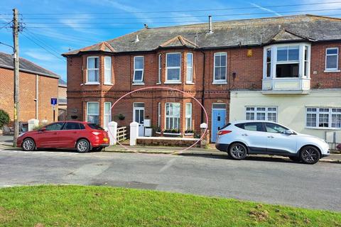 1 bedroom flat for sale, Lower Green Road, St Helens, Isle of Wight, PO33 1UB