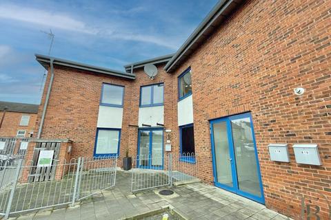 12 bedroom detached house for sale, Beeston, Nottingham NG9