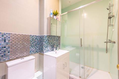 1 bedroom flat for sale, Queensway, Queensway, London, W2