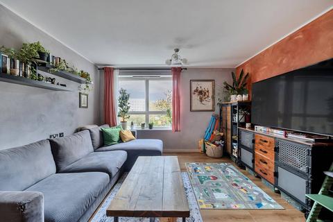 1 bedroom flat for sale, Market Road, Islington, London, N7