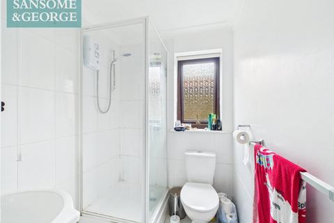undefined, Phoenix Court, Kingsclere, Newbury, Hampshire, RG20
