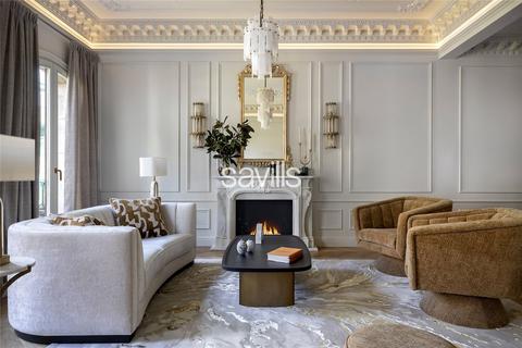 3 bedroom apartment, Flat For Sale In Eixample, Eixample, Barcelona