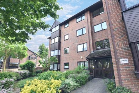undefined, Whytecliffe Road South, Purley, CR8