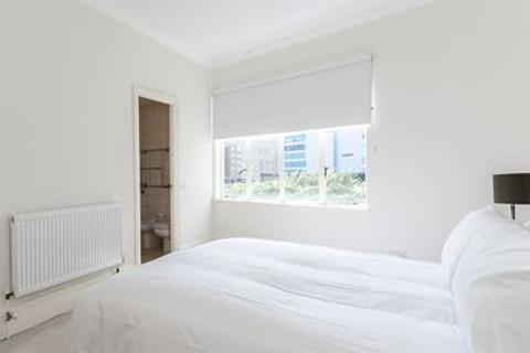 5 bedroom flat to rent, Park Road, Strathmore Court, NW8